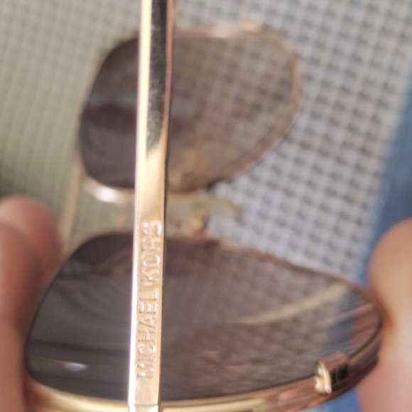 Michael Kors unisex sunglasses - Picture 4 of 8